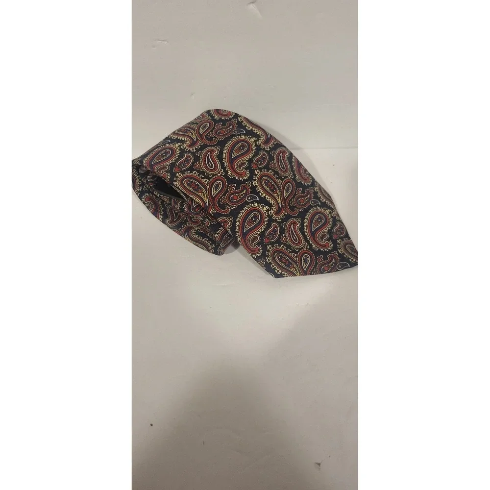 Brooks Brothers Makers Mens Tie All Silk Hand Made In U.S.A.‎